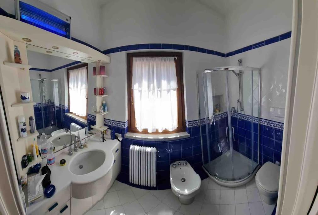Villa Mit Whirlpool Und Phantastischer Aussicht Capoliveri  Exteriör bild